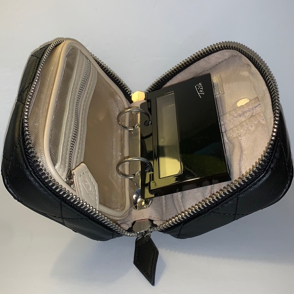 Trish Small Power Of Makeup Planner Trish McEvoy - Picture 2 of 15